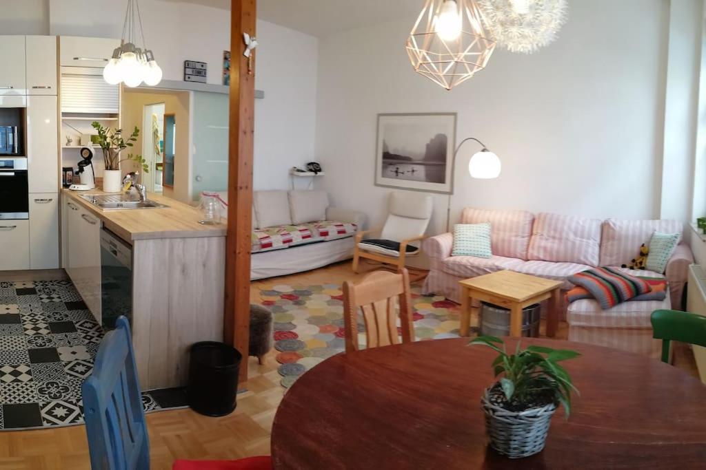 Apartment Ferien Mit Stil Im Authentischen Leipziger Osten